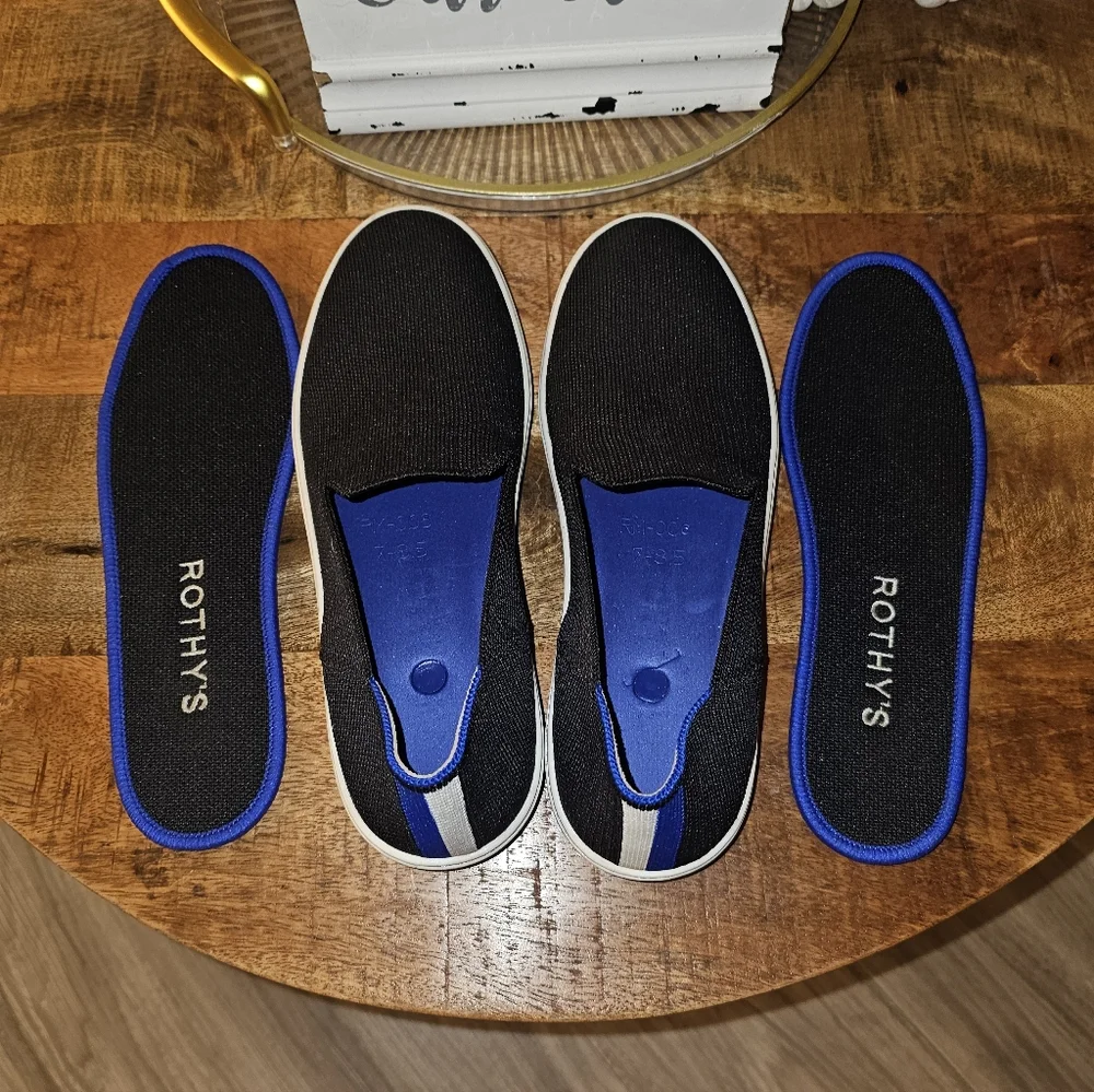 ROTHY'S 'The Sneaker' Super Cute Black Slipons Sneakers Athletic 7.5